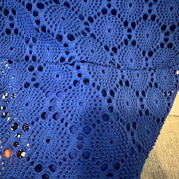 Banana Republic peplum top. - Picture 3 of 6